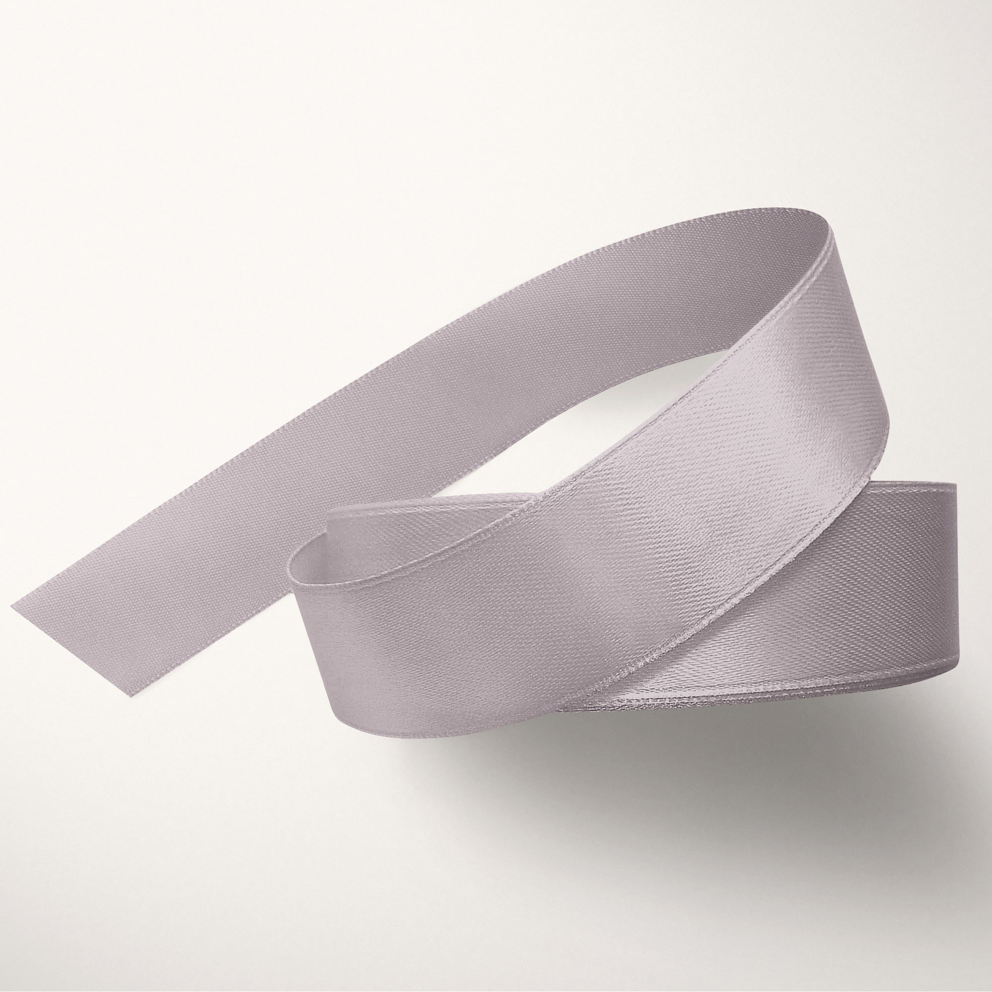 Luxurious double-faced satin ribbon in carmandy color.